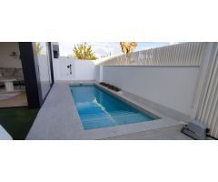 Villa de Lujo en Venta en Torre de la Horadada, Alicante