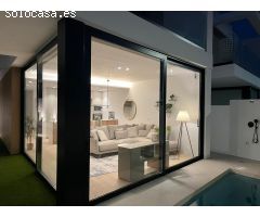 Villa de Lujo en Venta en Torre de la Horadada, Alicante