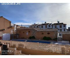 Bungalow en Venta en Villamartín, Alicante