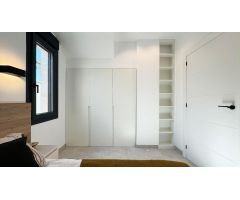 Villa de Lujo en Venta en Villamartín, Alicante