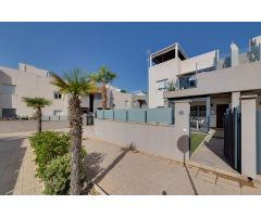 Bungalow en Venta en Torrevieja, Alicante
