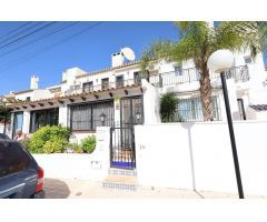 Casa de Pueblo en Venta en Villamartín, Alicante