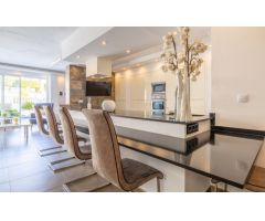 Chalet en Venta en La Zenia, Alicante