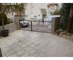 Chalet en Venta en Playa Flamenca, Alicante