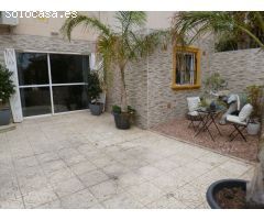 Chalet en Venta en Playa Flamenca, Alicante