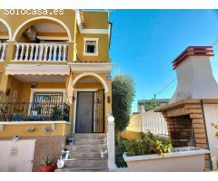 Casa de Pueblo en Venta en Villamartín, Alicante