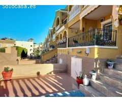 Casa de Pueblo en Venta en Villamartín, Alicante
