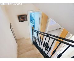 Casa de Pueblo en Venta en Villamartín, Alicante