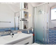 Casa de Pueblo en Venta en Villamartín, Alicante