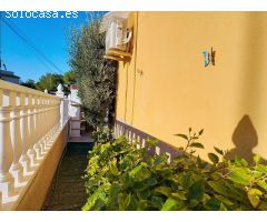 Casa de Pueblo en Venta en Villamartín, Alicante