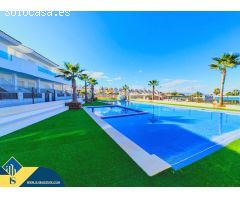 Casa de Pueblo en Venta en Urbanizacion los Balcones, Alicante