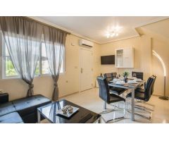 Casa de Pueblo en Venta en Villamartín, Alicante