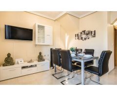 Casa de Pueblo en Venta en Villamartín, Alicante