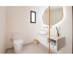 Villa de Lujo en Venta en Playa Flamenca, Alicante