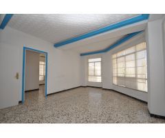 Apartamento en Venta en Pinoso, Alicante
