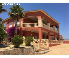 Villa en Venta en lAlfas del Pi, Alicante
