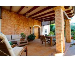 Villa en Venta en Torrevieja, Alicante