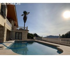 Villa en Venta en la Nucia, Alicante