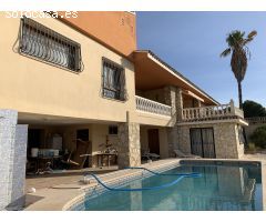 Villa en Venta en la Nucia, Alicante