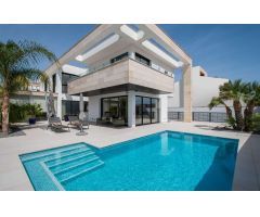 Villa en Venta en Orihuela Costa, Alicante