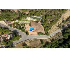 Villa en Venta en Callosa dEn Sarria, Alicante