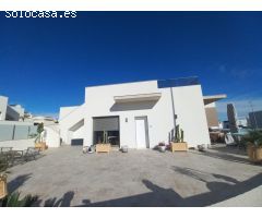 Villa en Venta en San Miguel de Salinas, Alicante