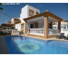 Villa en Venta en Pilar de la Horadada, Alicante