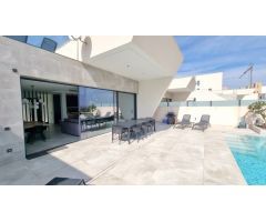 Villa en Venta en Formentera del Segura, Alicante