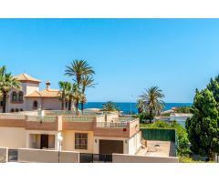 Chalet cerca del mar, en una de las mejores zonas exclusivas de Torrevieja, La Veleta.