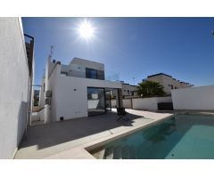 Villa en Venta en Benijófar, Alicante