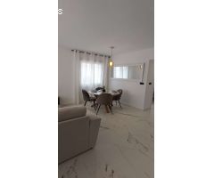 Fantástica villa completamente reformada con piscina privada y apartamento independiente.