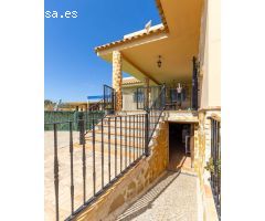 ¡Gran oferta! Amplia villa con piscina privada en Los Dolses/La Zenia.