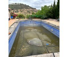 ¡¡PRECIOSA PARCELA CON PISCINA EN VILLANUEVA DEL REY!!