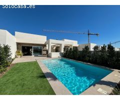 Villa de Lujo en Venta en Algorfa, Alicante