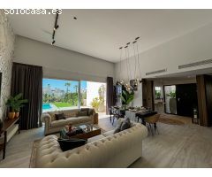 Villa de Lujo en Venta en Algorfa, Alicante