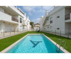 Atico en Venta en San Miguel de Salinas, Alicante