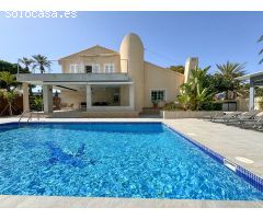 Chalet en Alquiler en Cabo Roig, Alicante