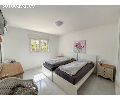 Chalet en Alquiler en Cabo Roig, Alicante