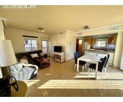 Chalet en Alquiler en Urbanización El Raso, Alicante
