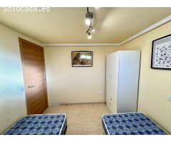 Chalet en Alquiler en Urbanización El Raso, Alicante