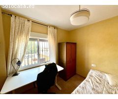 Chalet en Alquiler en Jacarilla, Alicante