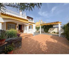Chalet en Alquiler en Torrevieja, Alicante