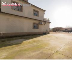 PARCELA EN MAJANETE CON  2 CASAS, PISCINA....NO TE LO PIERDAS!!!!!!!!