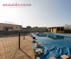 PARCELA EN MAJANETE CON  2 CASAS, PISCINA....NO TE LO PIERDAS!!!!!!!!