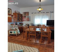 PARCELA EN ZONA CAMINO VIEJO DE ALMODOVAR CON PISCINA Y TERRENO DE 3000m2 - 226.000€ -