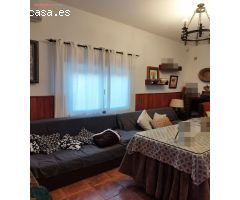 PARCELA EN ZONA CAMINO VIEJO DE ALMODOVAR CON PISCINA Y TERRENO DE 3000m2 - 226.000€ -