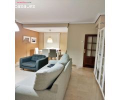 ESTUPENDA CASA DE DOS PLANTAS CON PISCINA Y BUHARDILLA - 215.000€ -