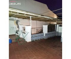 CASA DE DOS PLANTAS EN LA JUDERIA - 350.000€ - NEGOCIABLES
