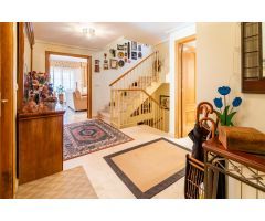 CHALET DE ENSUEÑO EN PARAÍSO ARENAL | Independiente