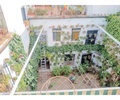 ¡¡¡ Preciosa casa enorme con patio cordobés !!!